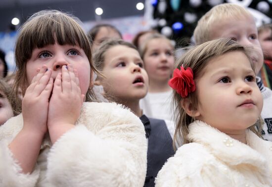 State Kremlin Palace hosts National Christmas Tree Party