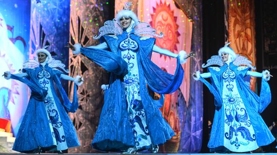 State Kremlin Palace hosts National Christmas Tree Party