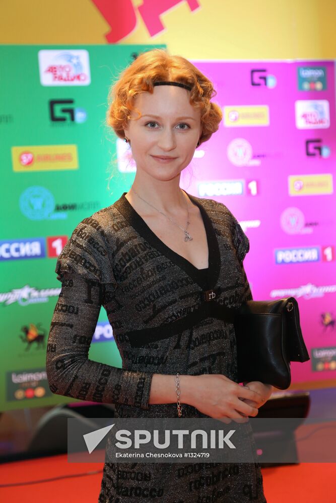 "Gentlemen, Good Luck!" premieres in Moscow