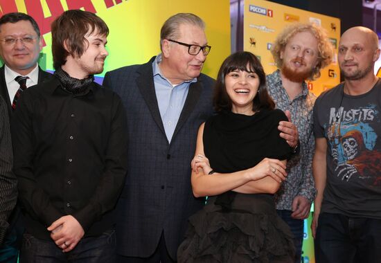 "Gentlemen, Good Luck!" premieres in Moscow