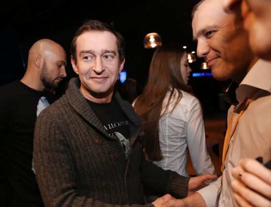 "Gentlemen, Good Luck!" premieres in Moscow