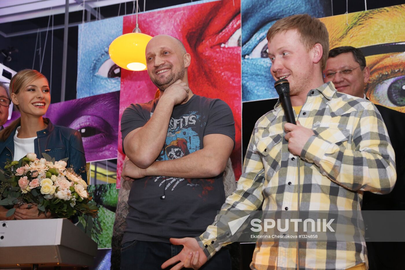 "Gentlemen, Good Luck!" premieres in Moscow