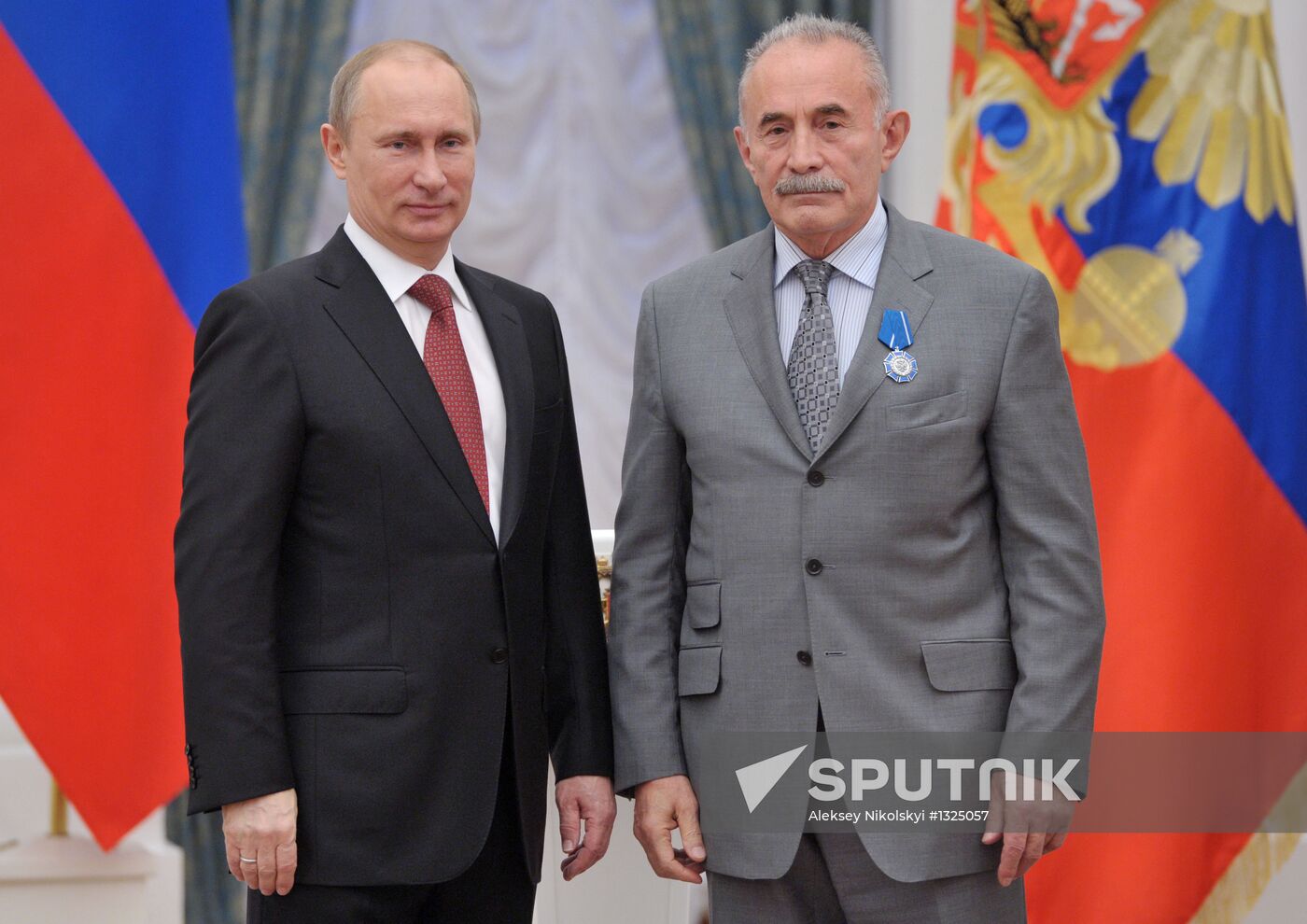 Vladimir Putin presents state awards at Moscow Kremlin