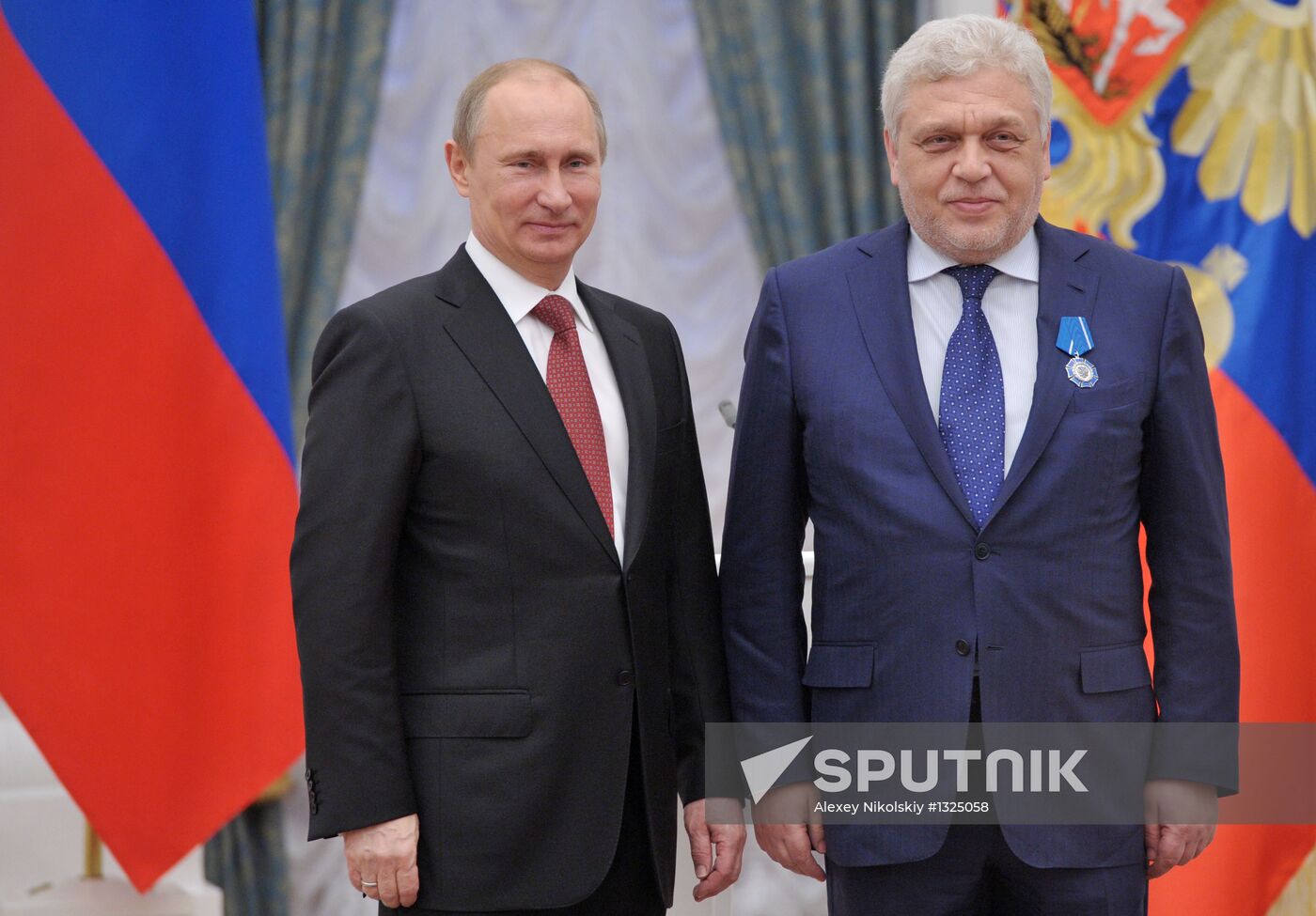 Vladimir Putin presents state awards at Moscow Kremlin