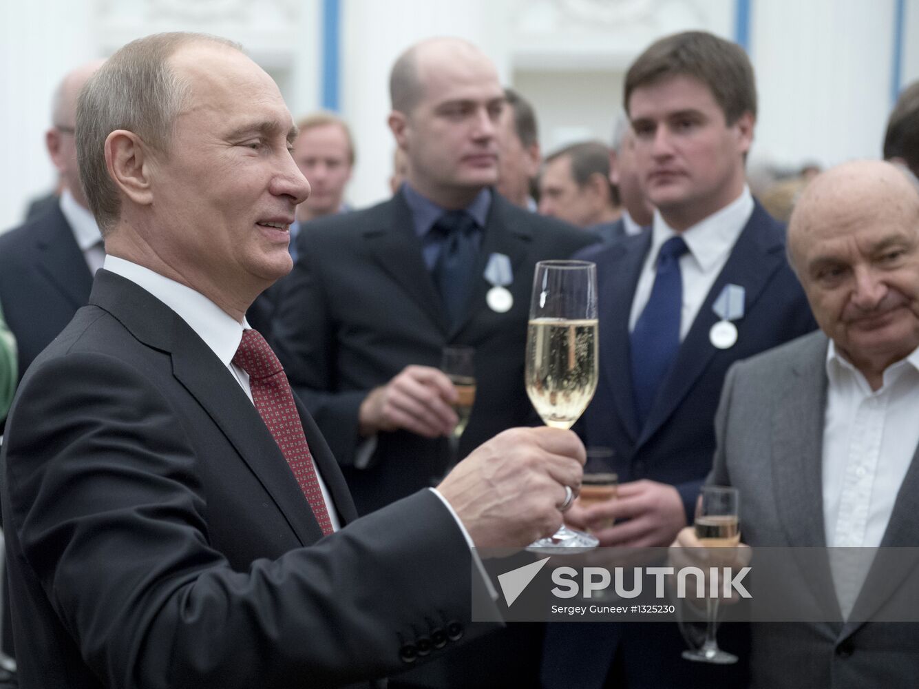Vladimir Putin presents state awards at Moscow Kremlin