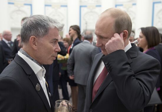 Vladimir Putin presents state awards at Moscow Kremlin