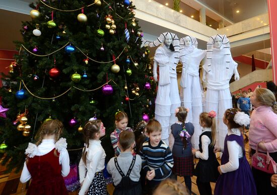 New Year show for children at ZIL Cultural Center