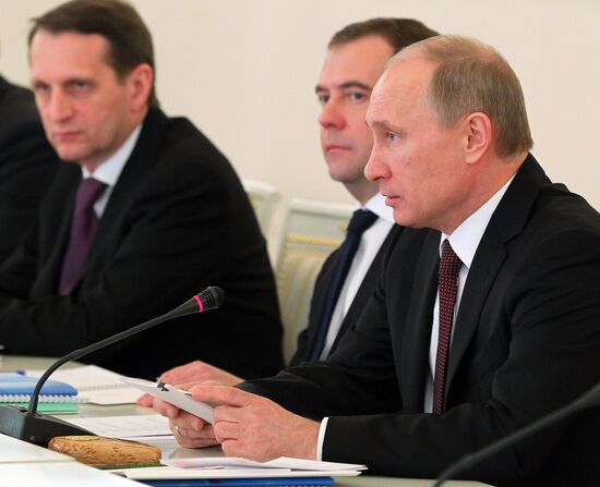 Putin, Medvedev attend State Council meeting in Kremlin