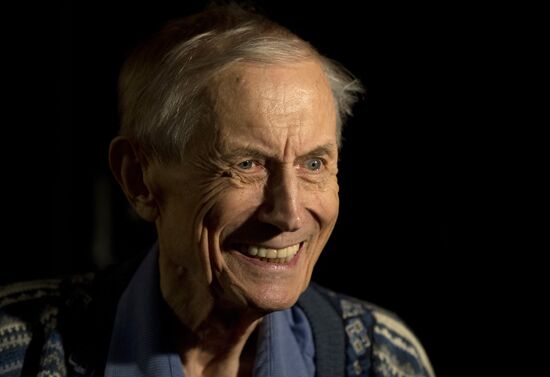 Poet Yevgeny Yevtushenko's poetic night