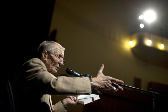 Poet Yevgeny Yevtushenko's poetic night