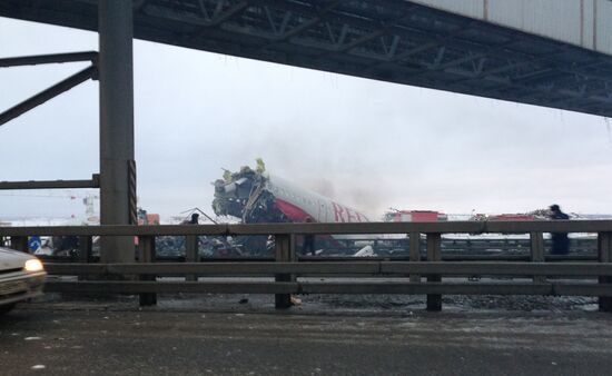 Tu-204 plane goes off landing strip at Vnukovo and catches fire