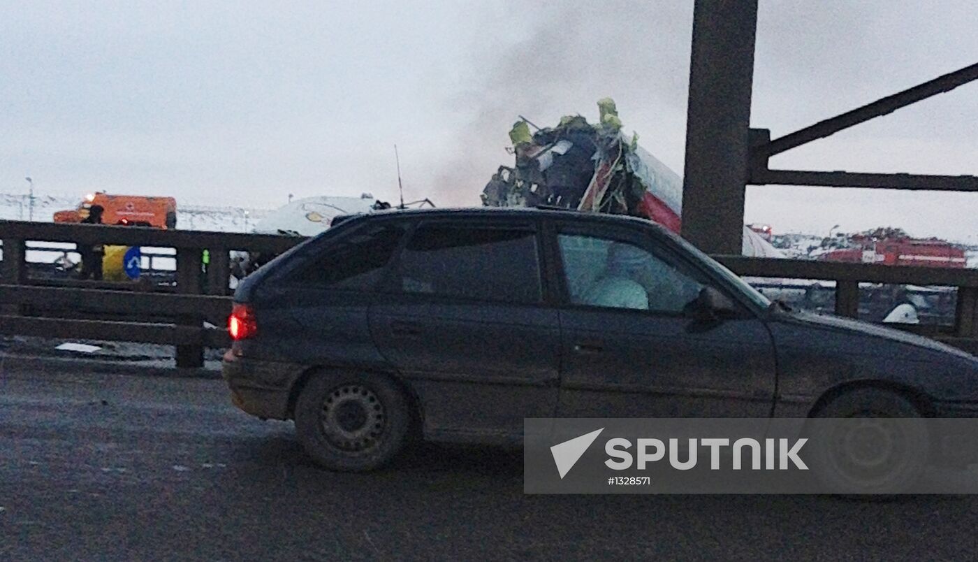 Tu-204 plane goes off landing strip at Vnukovo and catches fire