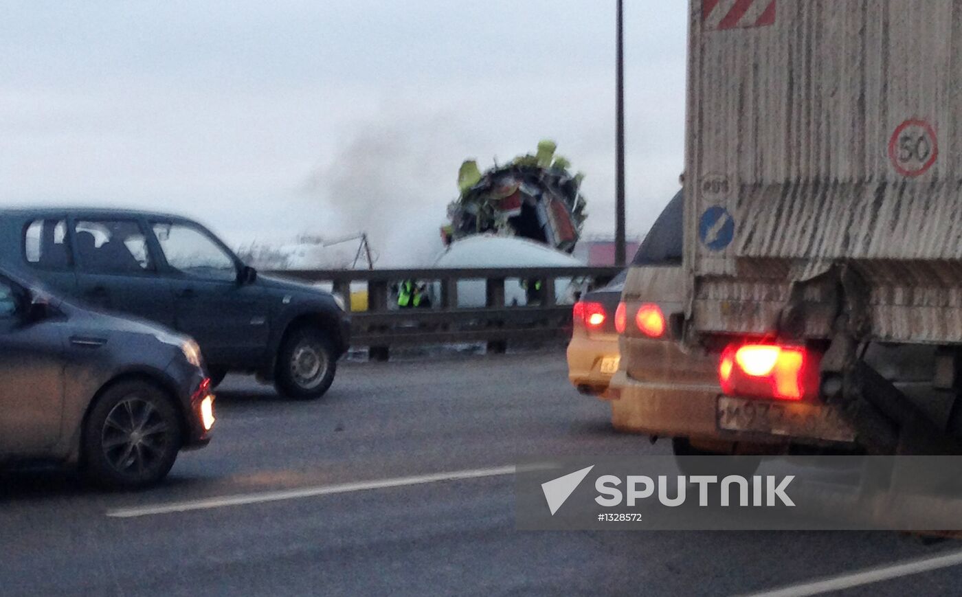 Tu-204 plane goes off landing strip at Vnukovo and catches fire