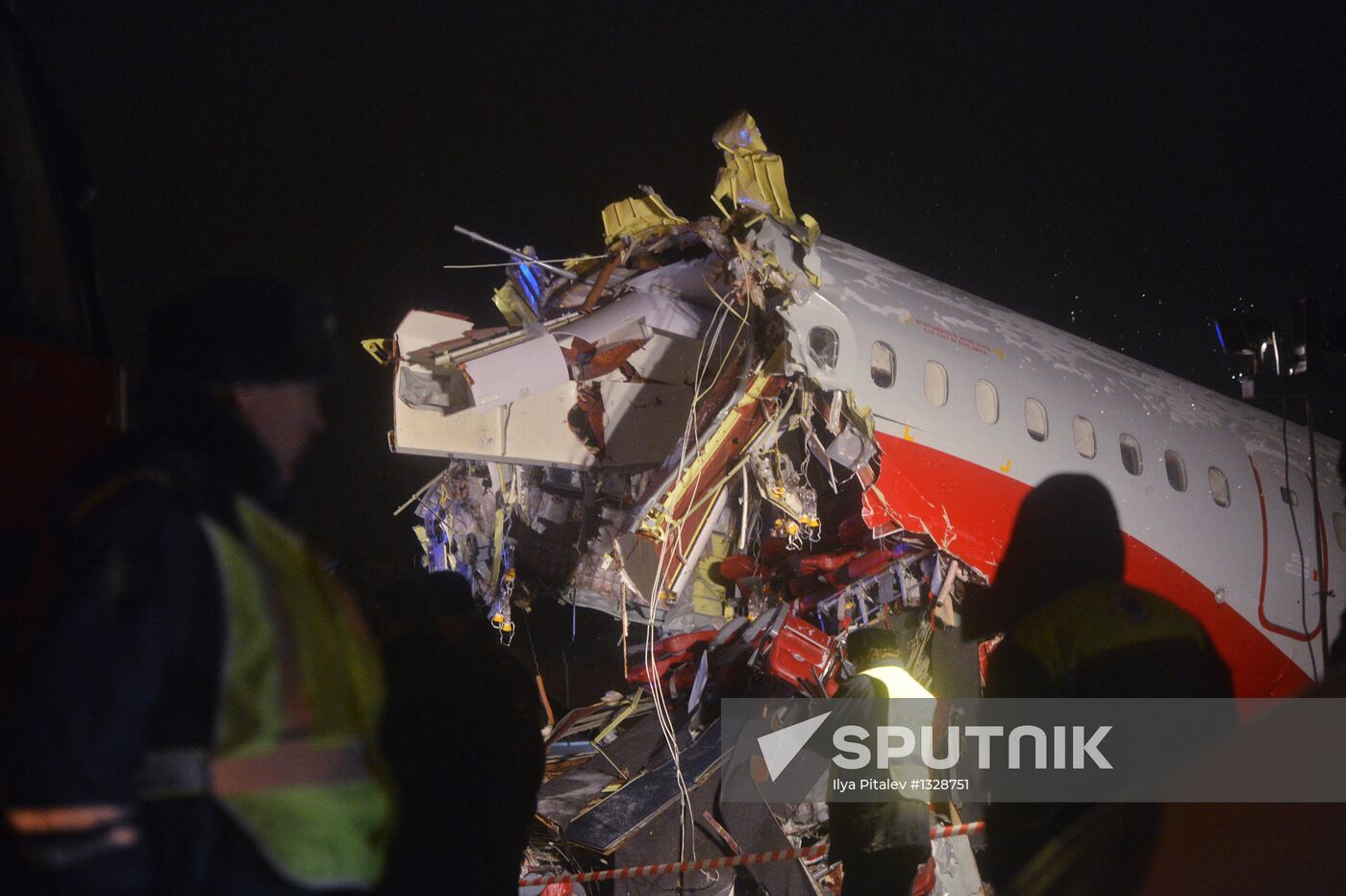 Tu-204 plane skids off runway and catches fire in Vnukovo