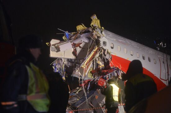 Tu-204 plane skids off runway and catches fire in Vnukovo
