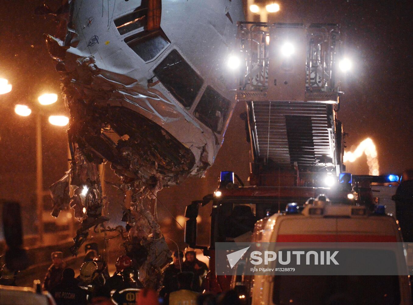 Tu-204 plane skids off runway and catches fire in Vnukovo