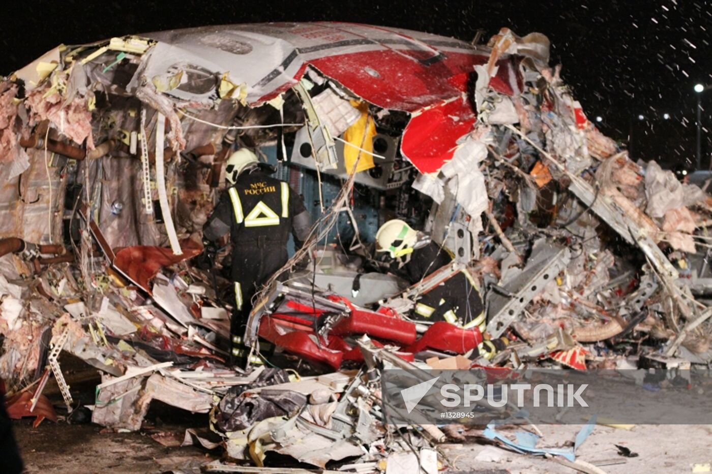 Wreckage of a Tu-204 airplane at Vnukovo airport