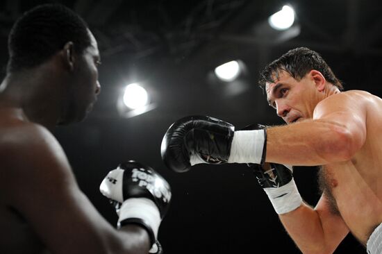 Boxing. Bout between Oleg Maskayev and Owen Beck