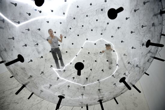 "Art-experiment" in Garage center of modern culture