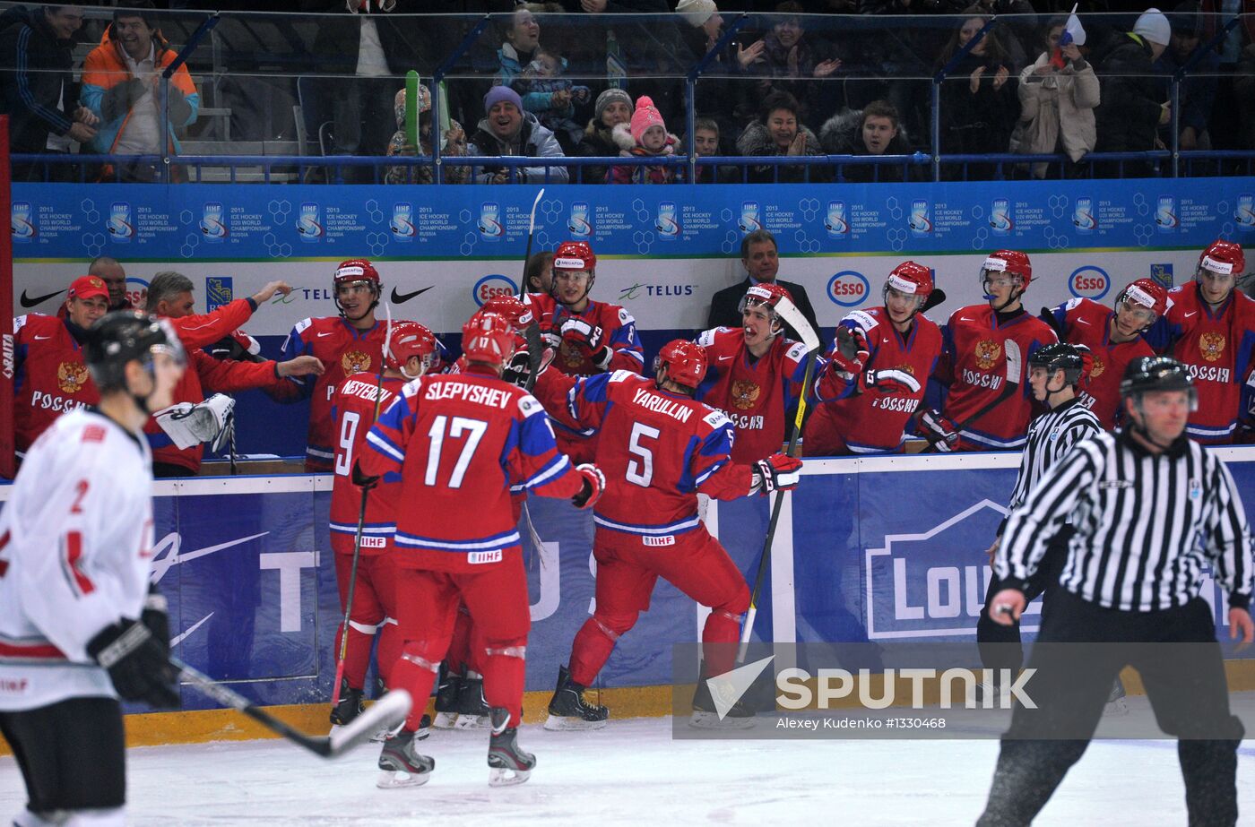 Hockey Youth World Championship. Quarterfinal Russia-Switzerland