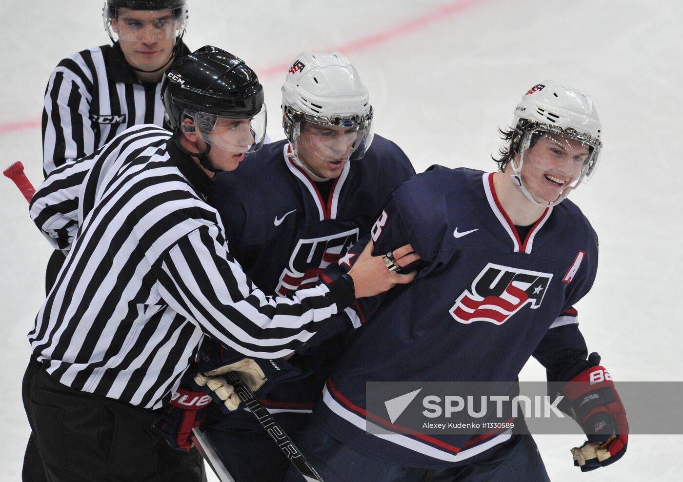 World Junior Ice Hockey Championships. Semifinals. Canada vs. US