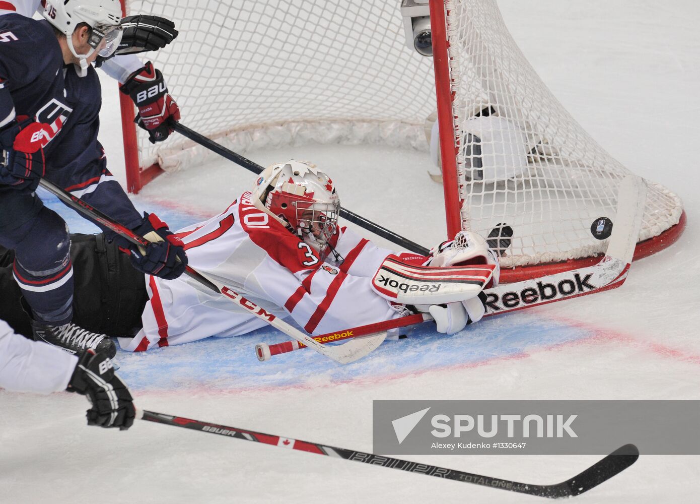 World Junior Ice Hockey Championships. Semifinals. Canada vs. US