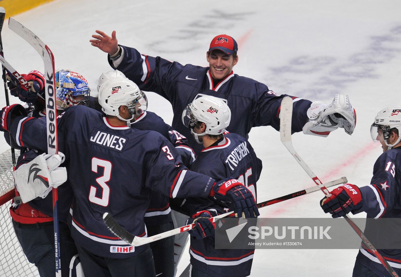 World Junior Ice Hockey Championships. Semifinals. Canada vs. US