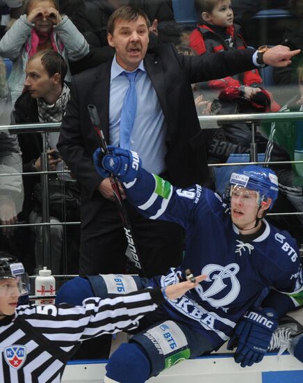 Hockey. Kontinental Hockey League. Dynamo (Moscow) vs. Torpedo