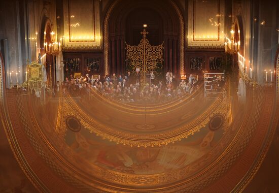 Christmas service at the Cathedral of Christ the Saviour