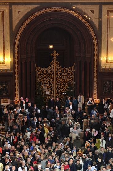 Christmas service at the Cathedral of Christ the Saviour
