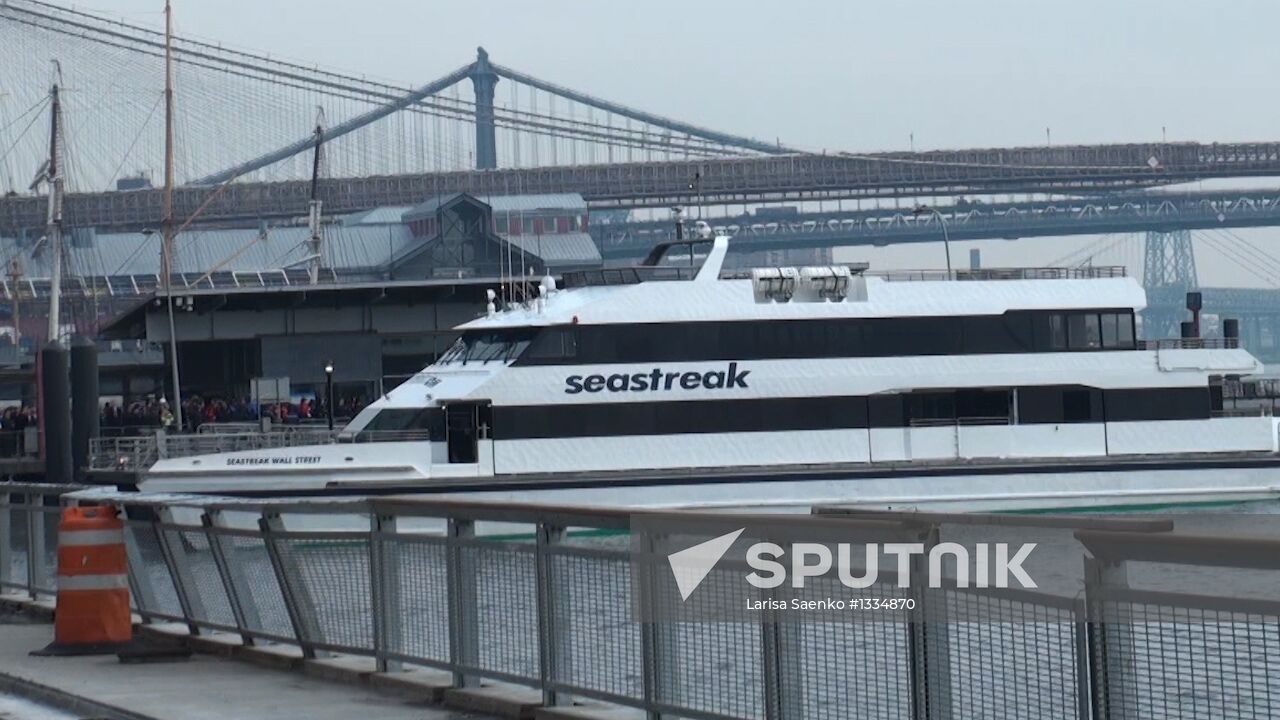 Commuter ferry crashes into pier in New York