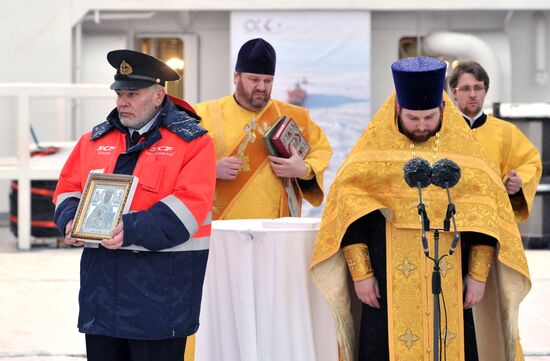 Vladmir Putin attends christening ceremony for Vitus Bering ship