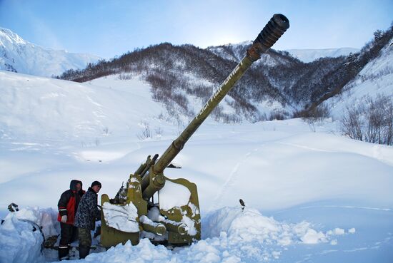 Shelling of avalanches on Transcaucasian highway