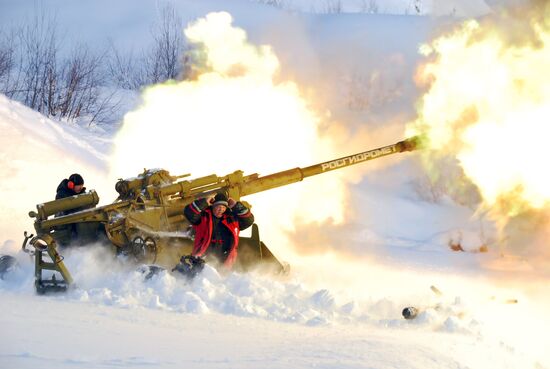 Shelling of avalanches on Transcaucasian highway