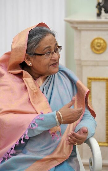 Vladimir Putin meets with Sheikh Hasina in Kremlin