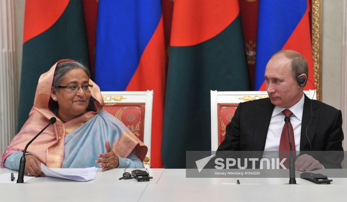 Vladimir Putin meets with Sheikh Hasina in Kremlin