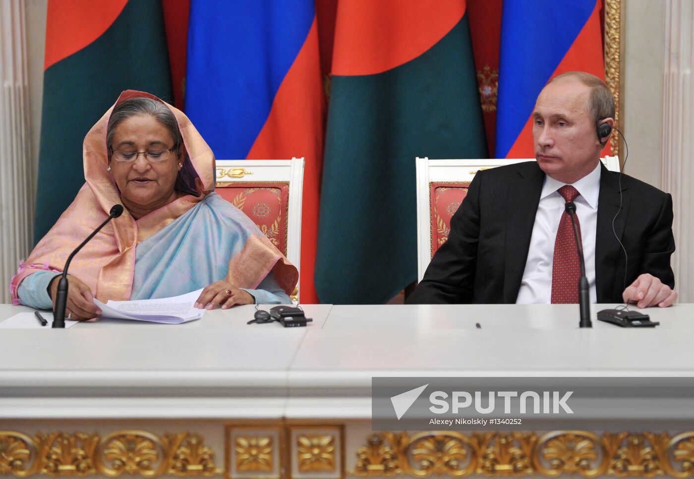 Vladimir Putin meets with Sheikh Hasina in Kremlin