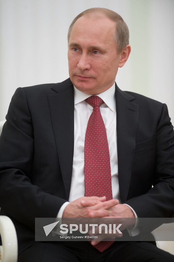 Vladimir Putin meets with Sheikh Hasina in Kremlin
