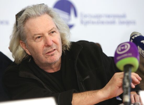 Dress rehearsal of ballet Beauty & the Beast