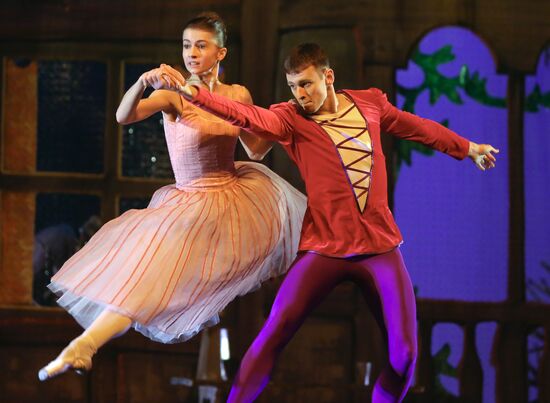 Dress rehearsal of ballet Beauty & the Beast