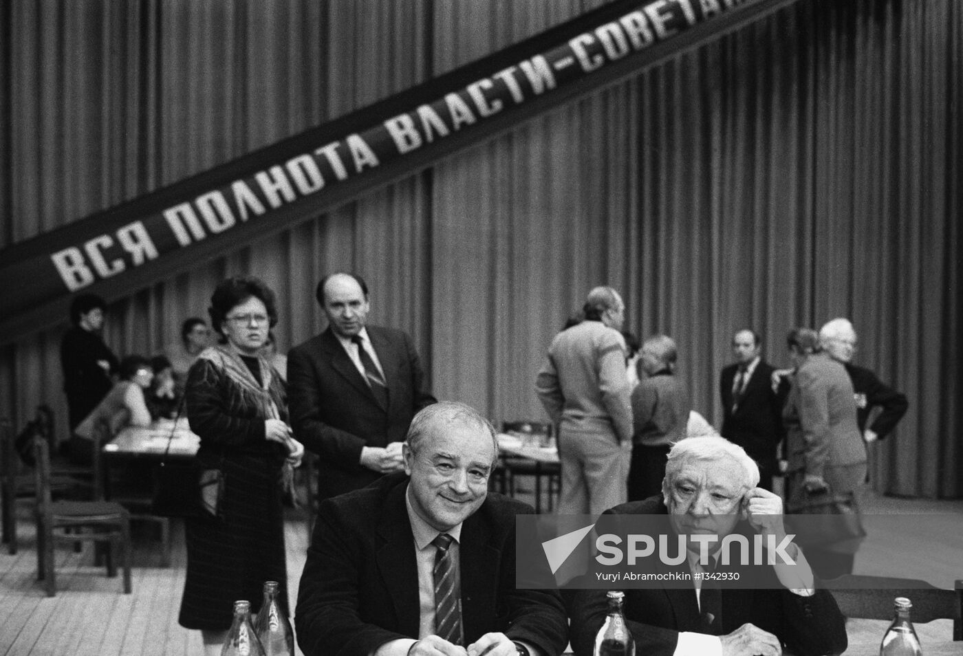 Vitaly Korotich and Yuri Nikulin