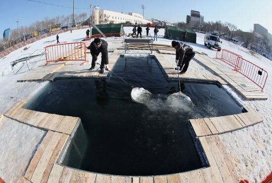 Preparation for Epiphany bathing in Russian regions