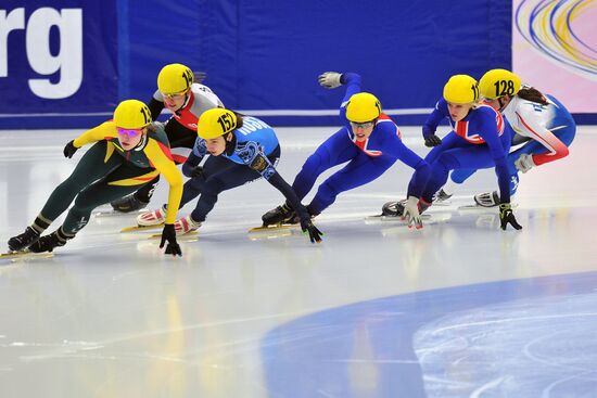 European Short Track Speed Skating Championships. Day One