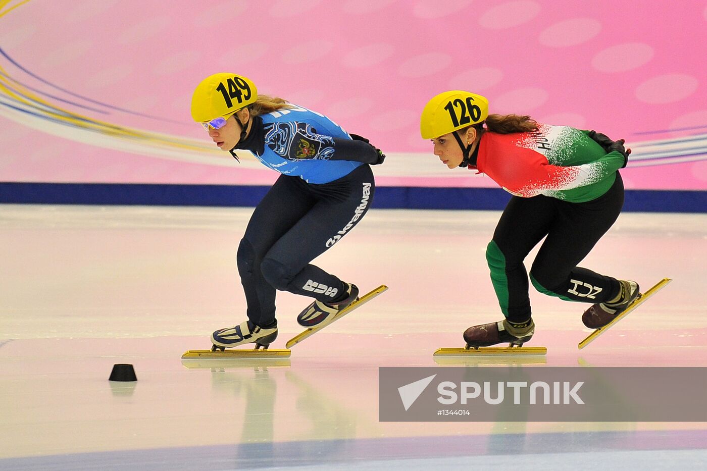European Short Track Speed Skating Championships. Day One