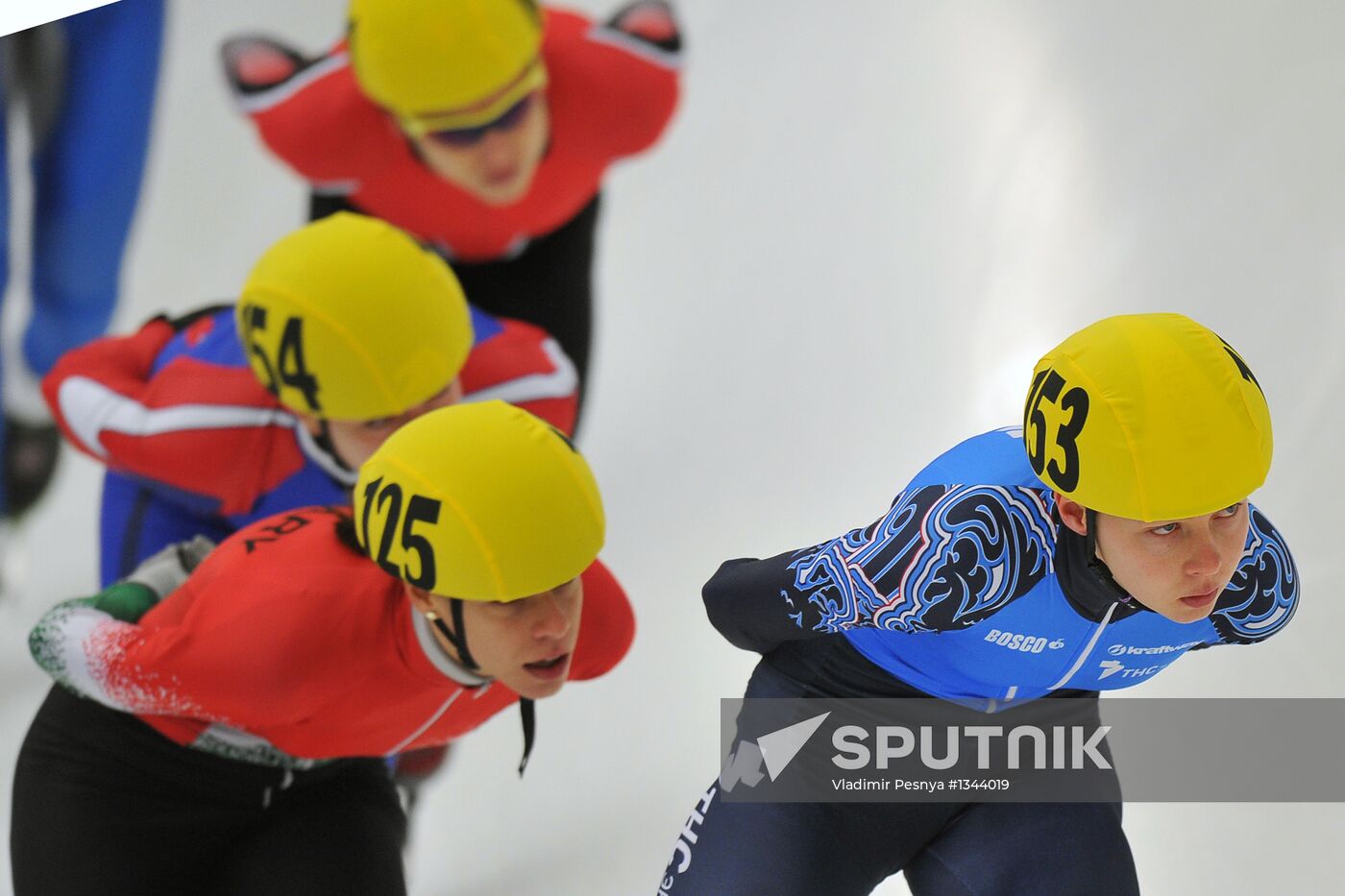 European Short Track Speed Skating Championships. Day One