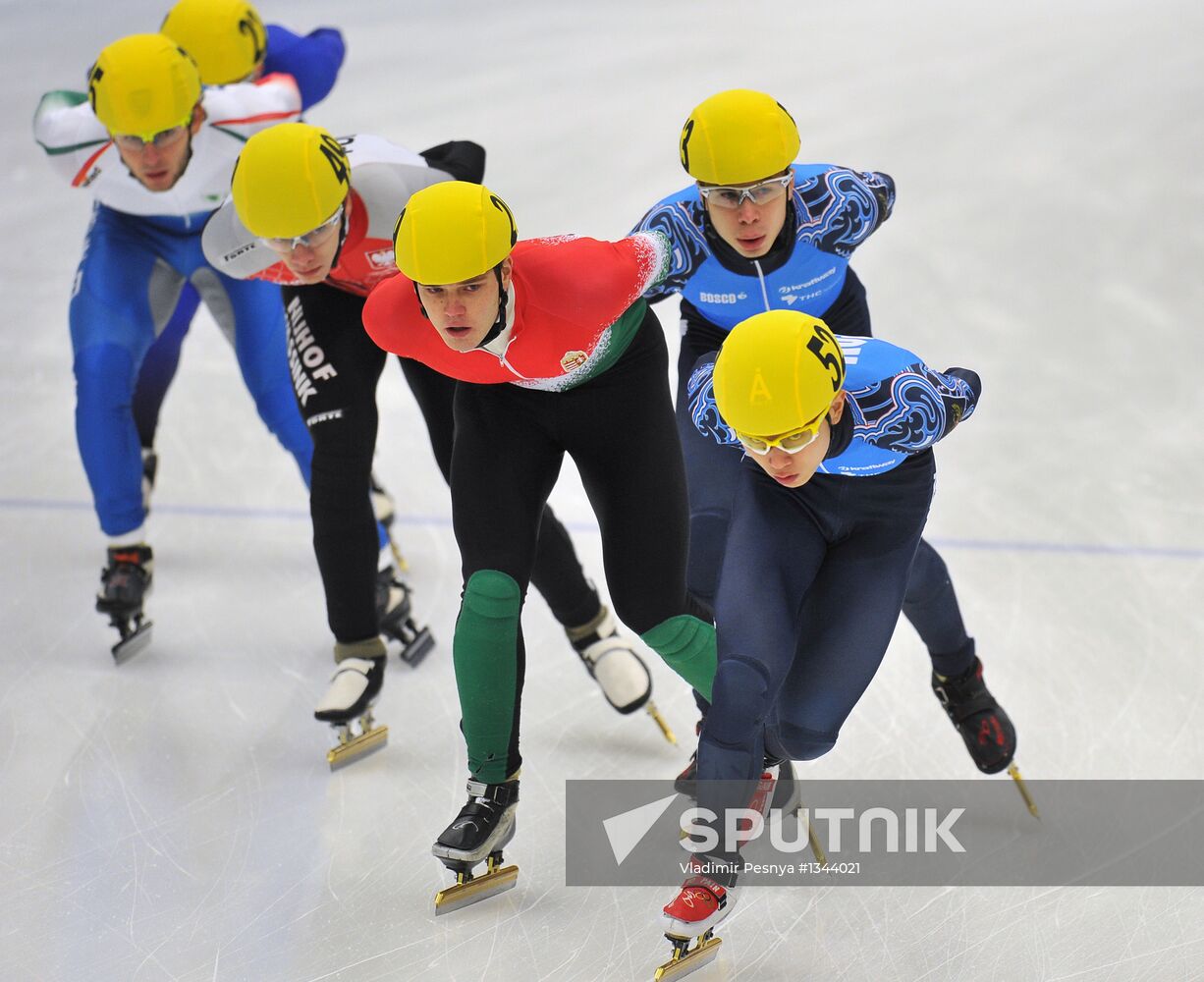 European Short Track Speed Skating Championships. Day One