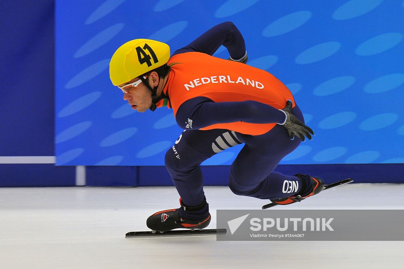European Short Track Speed Skating Championships. Day One
