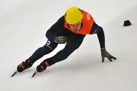 European Short Track Speed Skating Championships. Day One