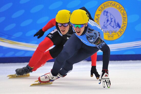 European Short Track Speed Skating Championships. Day One