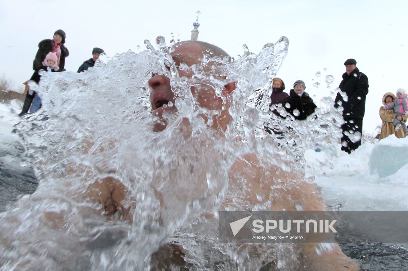 Epiphany bathing